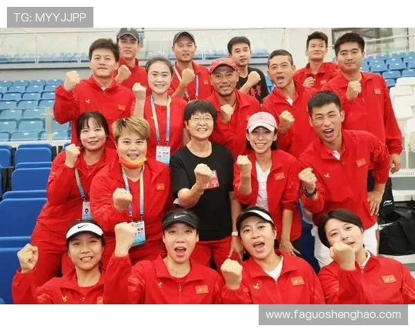 重庆网球队的灵活性揭秘:网球巨献背后的训练与策略分析